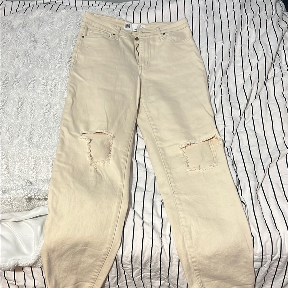 Tilly's Cream Straight Leg Distressed Jeans